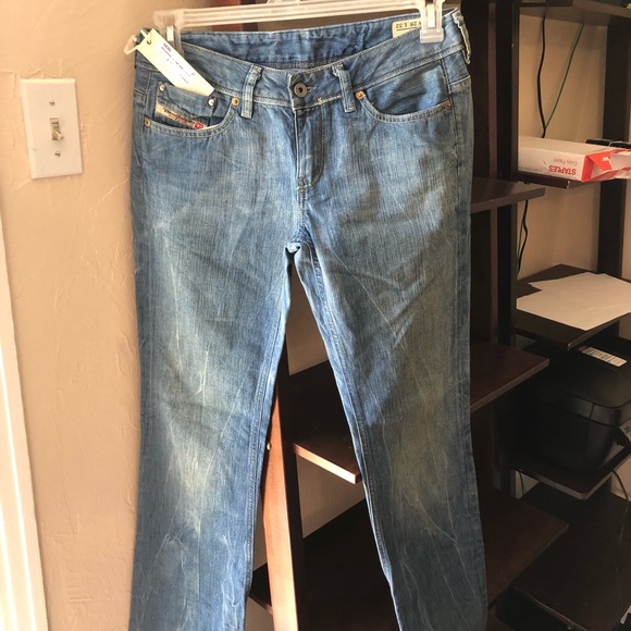 *NWT* Diesel 👖 - Picture 3 of 6